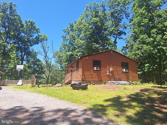 3rd image of 71 Trapper Ridge Ln