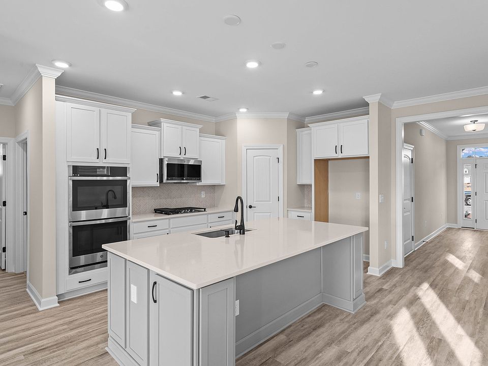 Similar Home - Kitchen