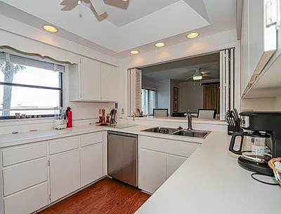 1001 Bay Rd #205 — Photo 16