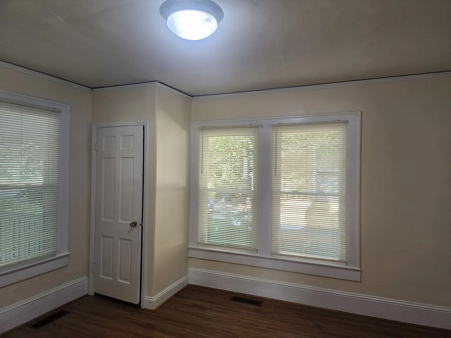 3109 Tuckaseegee Rd — Photo 2