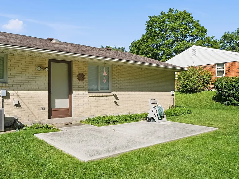 6537 Highbury Rd — Photo 18