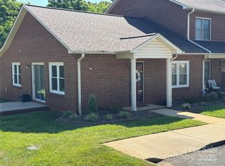 102 Brandywine Dr NE APT F1, Conover, NC 28613