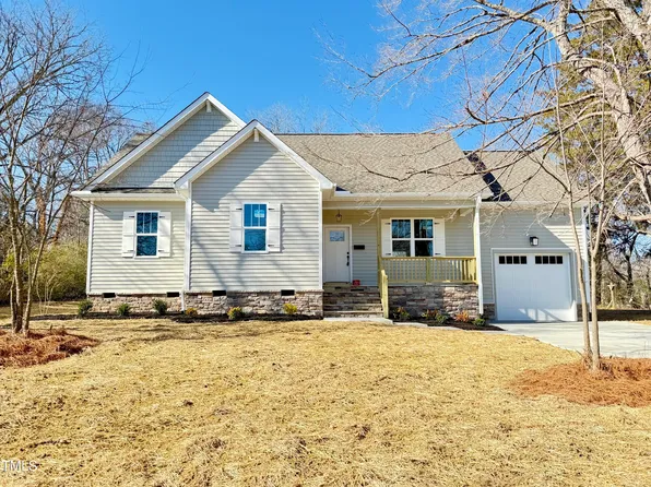 107 Railroad Ave, Oxford, NC 27565