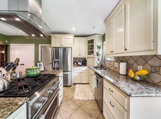 10950 Shadow Wood Dr, Houston, TX 77043