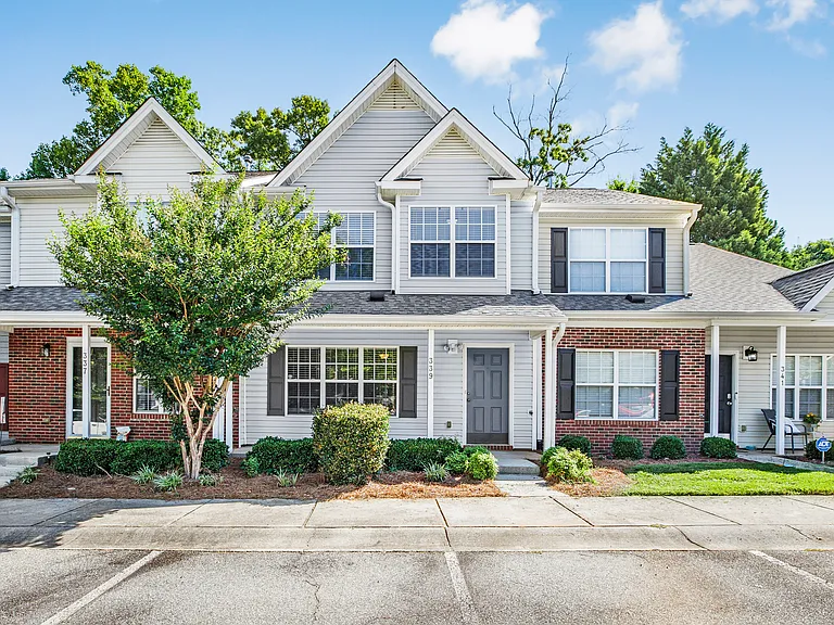 339 Malamute Ln — Photo 1