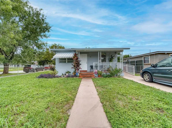 700 W 32nd St, Hialeah, FL 33012