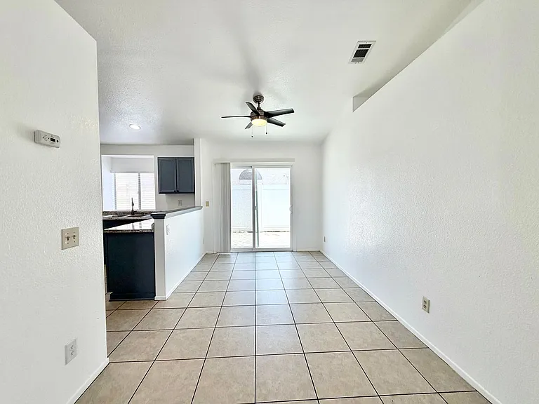 29677 Woodlands Ave — Photo 8