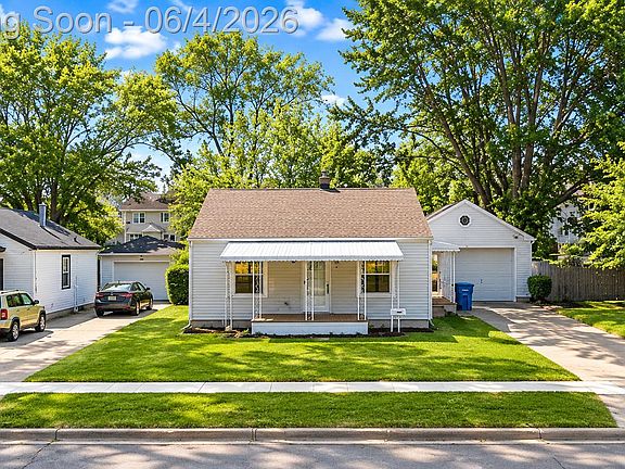 3rd image of 24895 Marigold Ave