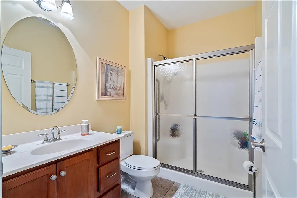 1 bed, 1.0 bath, 3530 sqft, $1,850 — Photo 3