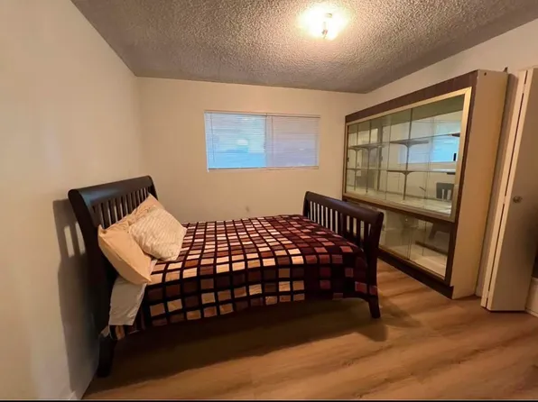 9455 1/2 Cedar St, Bellflower, CA