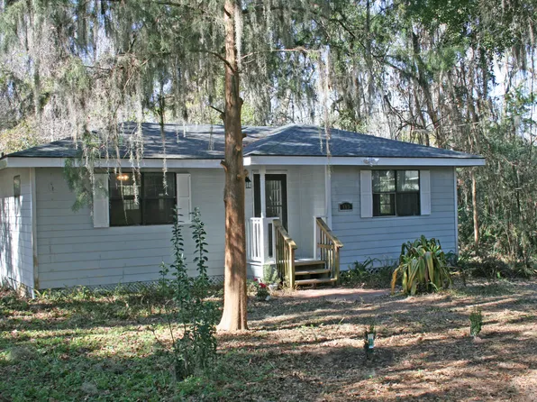 115 Mamalou Ln, Saint Simons Island, GA 31522