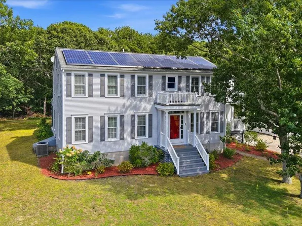 32 NIAGARA Lane, West Yarmouth, MA 02673