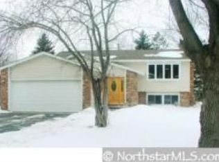 4831 Hanson Rd, Shoreview, MN 55126