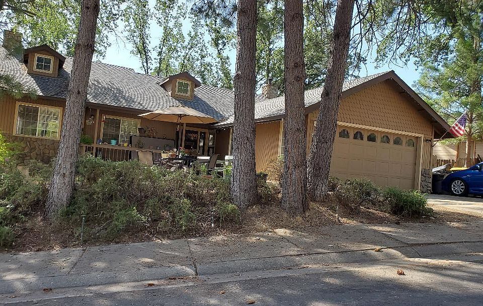 1st image of 898 Maria Vista Way
