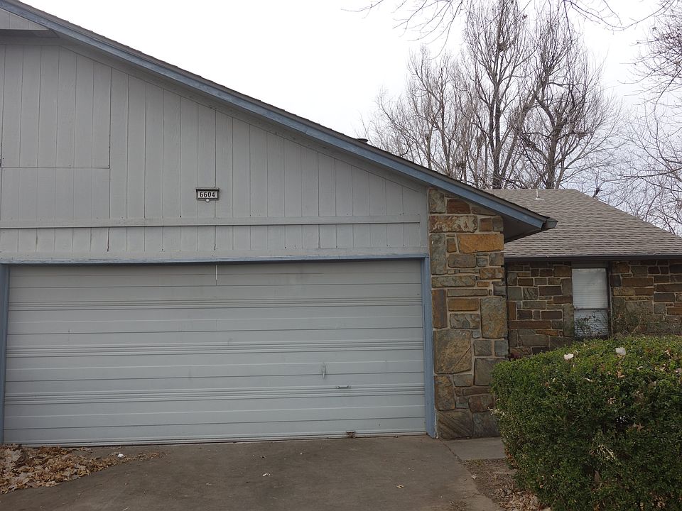 6604 S. Utica Pl - Single Story Duplex - 3/2/2. With Many Recent Updates!