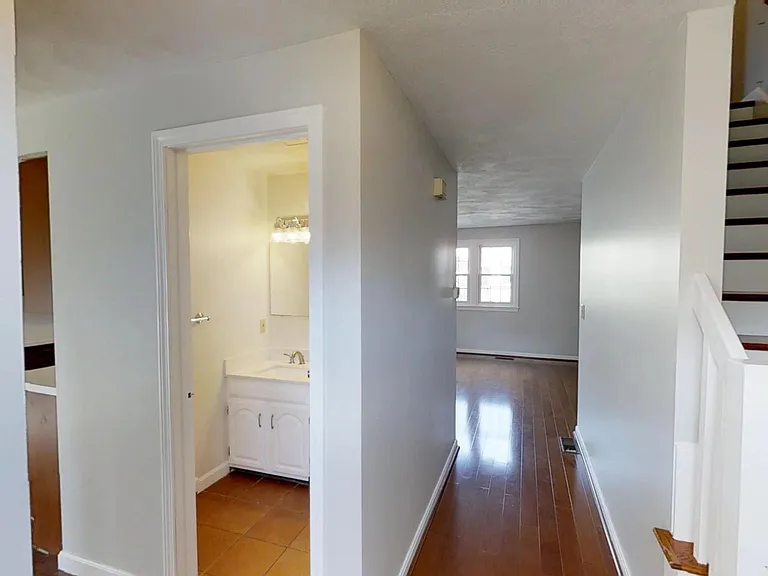 270 Apache Way #270 — Photo 8