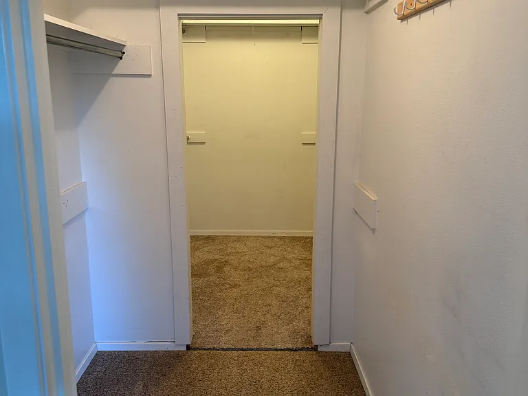 222 Willowbrook Ln — Photo 12