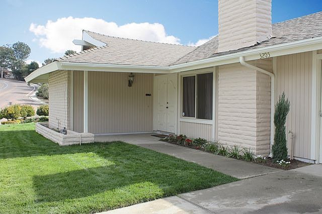 1st image of 3205 Mesa Dr