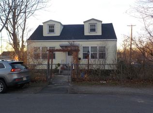 149 Seaver Ave, Somerset, MA 02726