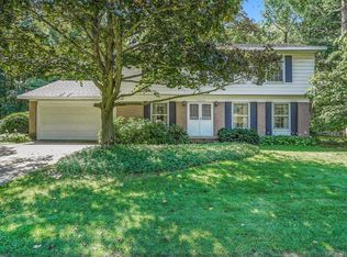 2828 Manitou Dr NE, Grand Rapids, MI 49525