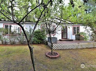 3587 SW Camas Ln, Pt Orchard, WA 98367