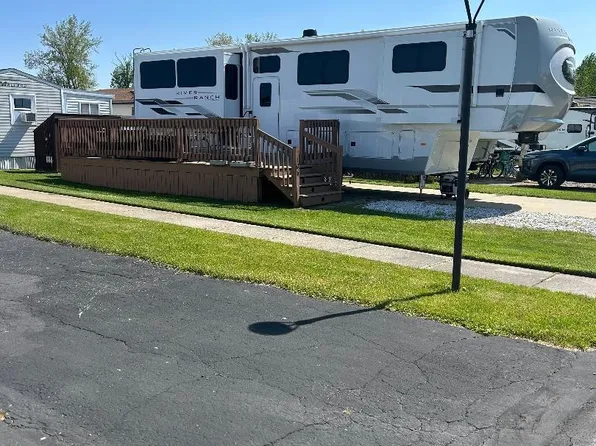 3675 E Michigan Ave #106, Au Gres, MI 48703