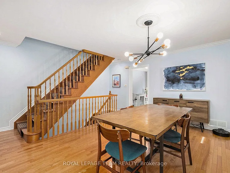 121 Drummond St — Photo 8