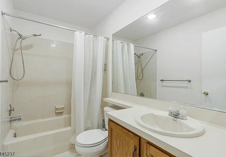 3 Tory Ct — Photo 23