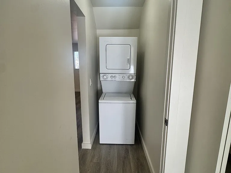 805 E Garfield St #3 — Photo 9