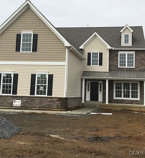 1st image of 4347 Saratoga Dr #22