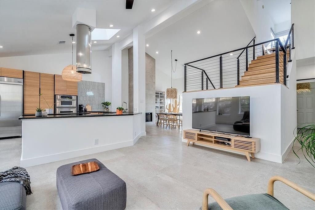 203 Golf Crest Ln, Lakeway, TX 78734 Zillow