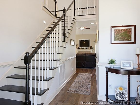 5th image of 3916 Barclay Way