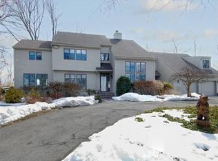 3 Bristol Pl, Chappaqua, NY 10514