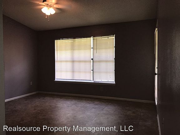 3rd image of 4601 Cason Cove Dr APT 222
