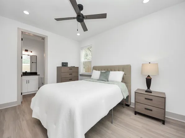 5303 Kindred Garden Ln, Houston, TX