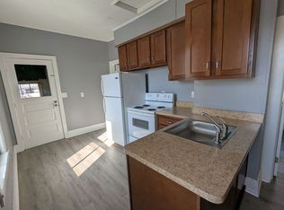 33 Central Ave, Ravena, NY 12143