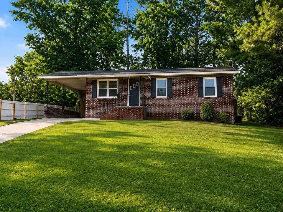 222 McKellar Dr