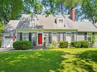 5004 W 57th St, Roeland Park, KS 66205