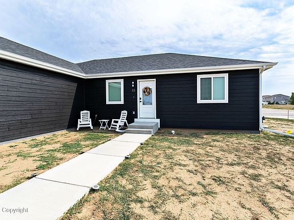 5th image of 83 Saint Andrews Ln