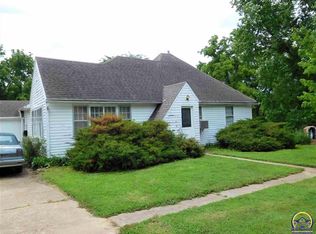 816 W Walnut St, Saint Marys, KS 66536