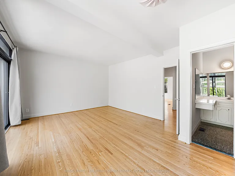54 Rathnelly Ave — Photo 24