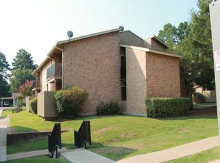 715 Golfcrest Dr APT 235, Longview, TX 75604