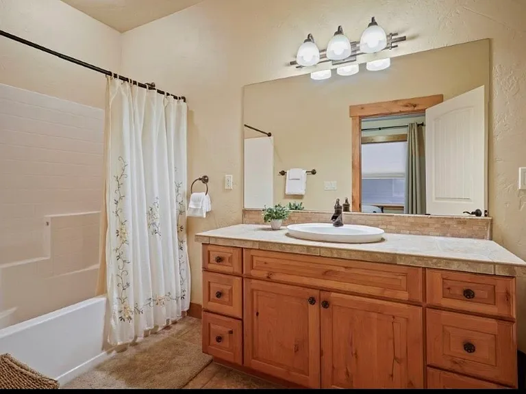 69239 Crooked Horseshoe Rd — Photo 10