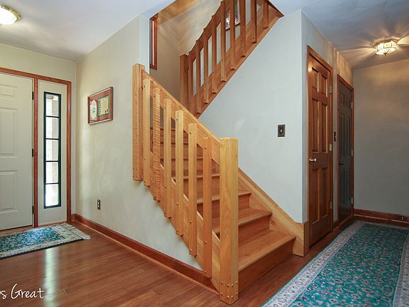 3rd image of 3425 Buckwood Trl