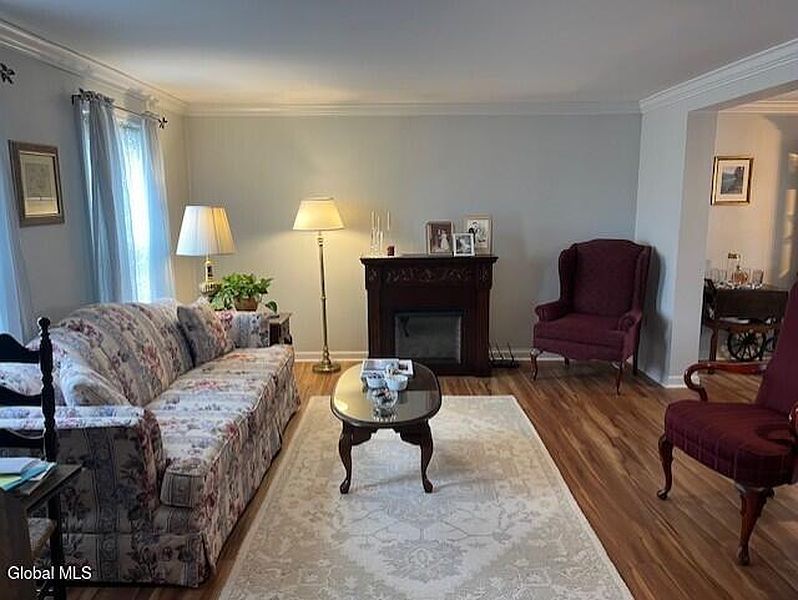 4th image of 202 Grandview Drive