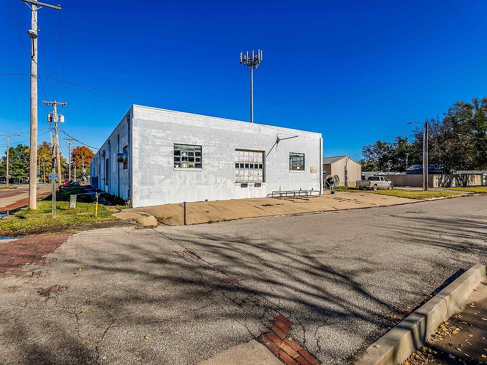 1st image of 502 E 6th Ave