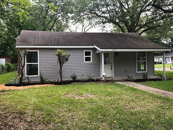 3rd image of 3509 Hodges St