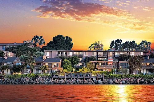 Mariners Village Photo 1