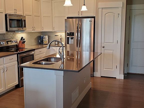 2nd image of 2161 Montauk Ln Unit 2