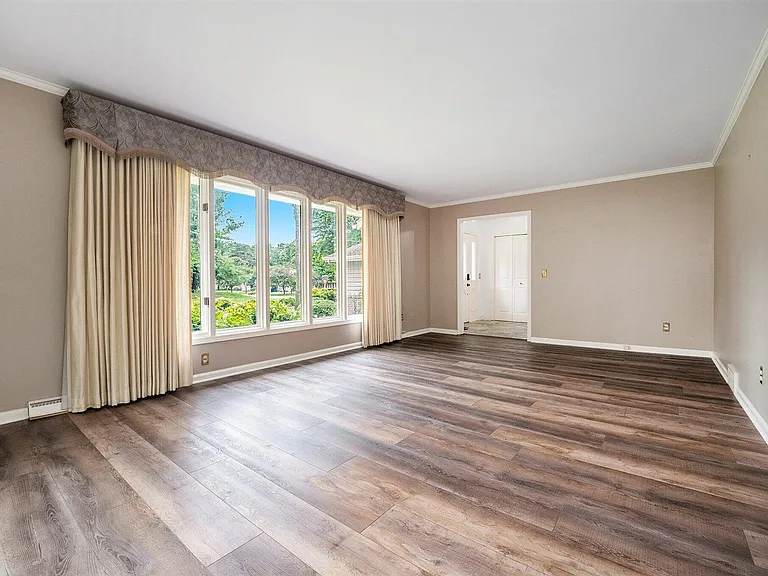 6565 Pleasantview Dr — Photo 3